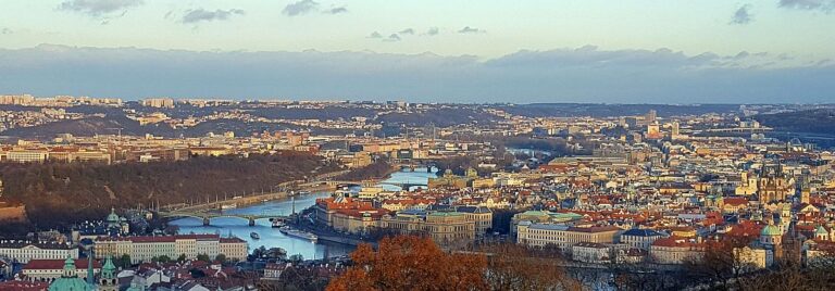 Praha Petrinin kukkulalta