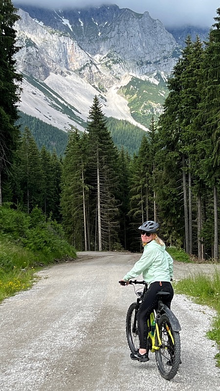 Pyöräilemässä Ramsau am Dachsteinilla