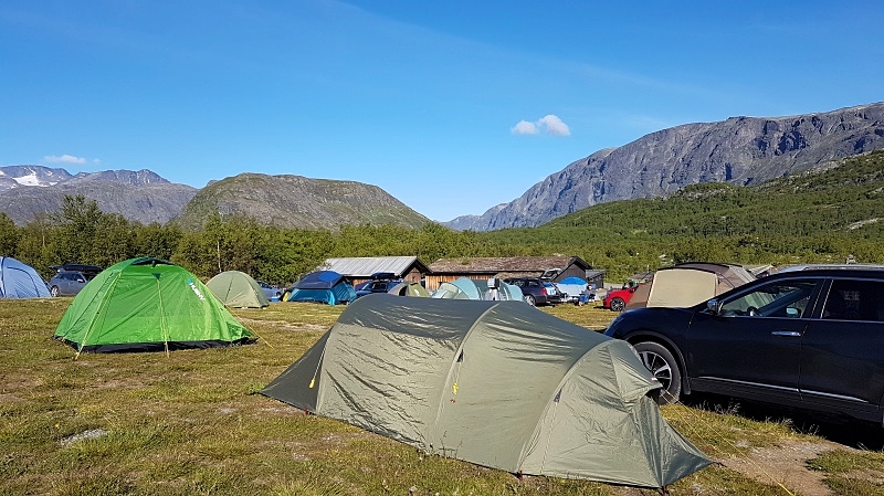 Leirintäalue Besseggenin lähellä