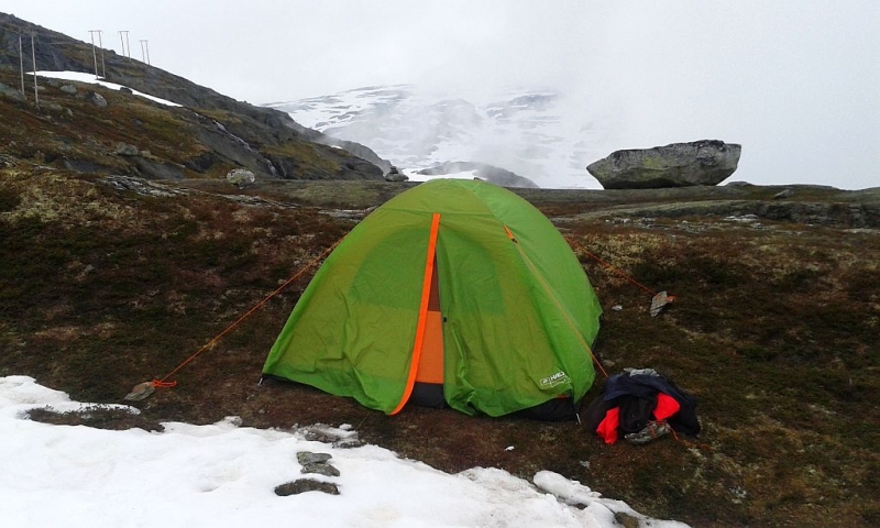 Trolltungalla teltalla