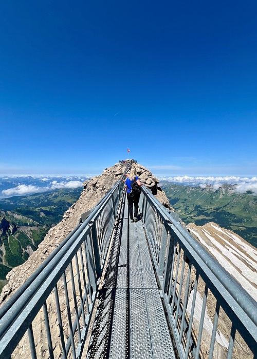 Glacier 3000 riippusilta Sveitsi